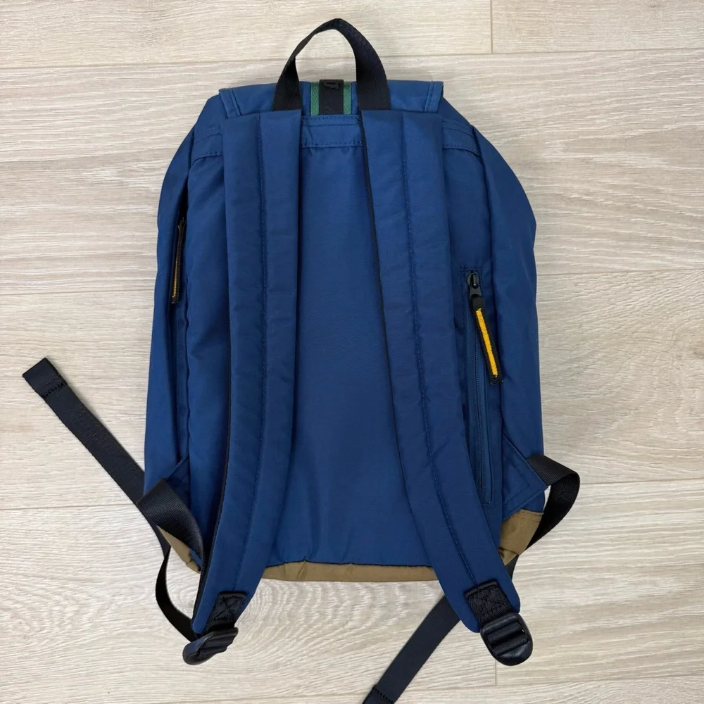Doughnut Blue Bouncy 21L Travel Backpack